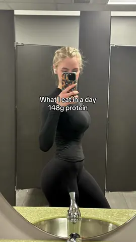 Full day of eating while lean bulking! Current goals: grow lower body while gaining as little body fat as possible 🙏🏻