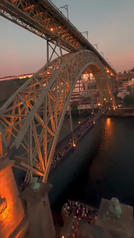 Dos dias mais mágicos da Invicta 🎇🎈 #saojoao2024 #saojoaonoporto #portugal #fogodeartificio #ribeira #caisdegaia #santospopulares #capture_pt #super_porto_ #drone #djimini3 #portugalcomefeitos #amar_porto #amar_norte #super_portugal #super_europe #visitportoandnorth #tiktokportugal @Vitor Gomes @Mariana Nogueira 