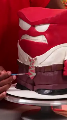 Esse bolo ficou divertidamente.  Bolo ou escultura?  #divertidamente2 