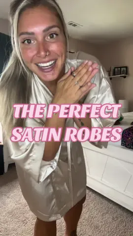 💍💍💍💍 #brides #bridalparty #robe #satin #dealsforyoudays 