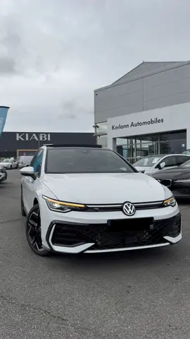 Nouvelle Volkswagen Golf R-Line  1.5 eTSI Evo2 150 Dsg7 Blanc glacier  #volkswagen#golf#volkswagengolf#vw#vwgolf#vwgolffacelift #2024vwgolf #2024golf#carsofinstagram #picoftheday #vwpassion#automobile#voiture#golf8#volkswagenclub#vwgolf8#cars#car#autos#vwgolf#2024#cartechnology #style#nouveau#fyp#fypage#fypシ゚ #cartok 