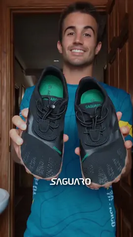 Me inicio en el calzado minimalista gracias a @SAGUARO Shoes  😊 Ventajas de usar este tipo de calzado: -Fortalecimiento del pie 💪 -Mejora de la postura y equilibrio gracias al Drop Zero ✌️ -Puntera ancha para evitar la compresión y mejorar la estabilidad ⚖️ -Material muy ligero y flexible 😌 Cualquier duda os respondo abajo 📩 #Saguaroshoes #Saguarobarefootshoes #MustHaveSaguaro #Saguaro #calzado #ZeroDrop #FootCare #barefoot #ad 