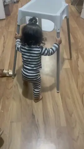 Zoya be making progress, watch till the end for a surprise #zoya #zoyaarchive #zoyazone #zoyathedestroya #babyoftiktok #babiesoftiktok #cute #baby 