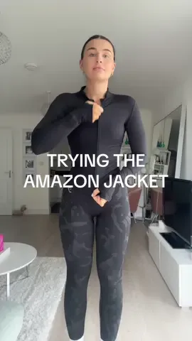 Fully influenced by @Sarah Ashcroft, this amazon jacket is a steal and so flattering!! #OOTD #amazon #amazonfinds #gym 