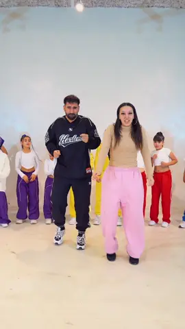 Tuvimos solo unos minutos de ensayo pero esta es mi coreo de esta semana 🥹❤️ véanlo completo link en bio