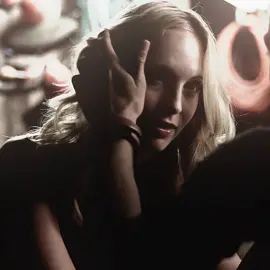 caroline forbes in every episode: 