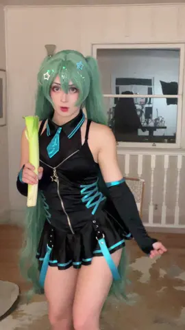THE LEEK NOOO@miccostumes.cos #miku #vocaloid #len 