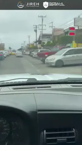 Becado por la alcaldesa de Rosarito!  Es importante tomar conciencia acerca de como la codependencia afecta gravemente a los hijos, al grado de sacarlos de una casa de vida para que regresen a donde Dios los sacó, pero cuando Dios quiere hacer un cambio en una persona, aunque la familia se niegue, aunque seamos criticados Dios levantará grandemente a esa persona y al ministerio que está siendo usado por Él y para Él... Rescatando almas para Cristo. #patrullaespirirual  #sotorimalamasaya  #Jireh  #sintantachimichanga  #compermiso  #comexx 