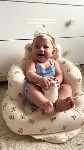 Sitting up has never been so adorable🥹🫶👶🏼🤍 #inflatablebabychair #inflatablechair #babyseat #babychair #babysitting #sitmeupchair #5montholdbaby #babygirl #girlmom #momlife #relatablemom #2024mom 
