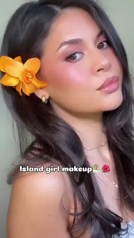 Island girl 🏝️🌺🐬 @IT Cosmetics @Smashbox Cosmetics 