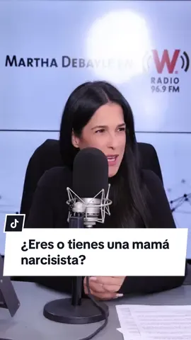 Mamás narcisistas: ¿tienen o son una? 😱 Todo sobre ellas y cómo establecer límites con el gran @Mario Guerra , Psicoterapeuta. Compartan y rescaten a alguien. #ShareKnowledge La conversación completa en mi podcast del 02 de julio y en mi YouTube.