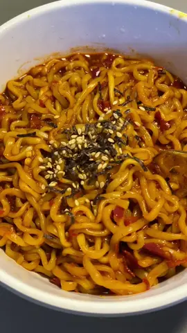 Samyang stew ✖️ Samyang nyemek ✅ 😅  #makan #makanpedas #fypwoi #samyang #samyangstew 