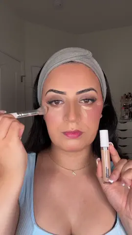 What’s your favorite makeup step ? Drop it on the comments 😍 My favorite step is Concealer and blush 🎀🍾 #makeupstepbystep #stepbystepmakeup #getreadywithme #grwmmakeup #makeuptutorial #fullmakeup #makeupreels #makeupexplorepage @Huda Beauty @r.e.m. beauty @Armani beauty @Glow Recipe @Lancôme @makeupbymario @urban decay 