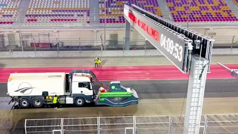 Airport Cleaning Technology and Machinery #technology