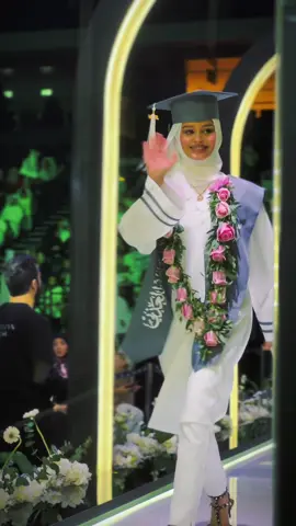 خريجات ثانوية عواطف العذبي 💚 ألف مبروك تخرجكم 🫶🏻 