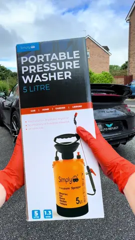 5L pump sprayer! Can be used for your home, garden or car 🙌 #tiktokmademebuyit #cars #foryou #DIY #Home #garden #sprayer #cleaning #sale 