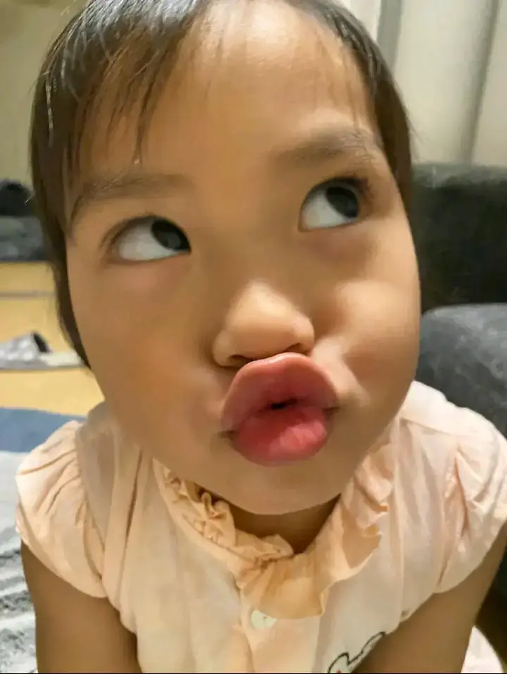 foto ke 2 lucu banget 😭  #ritsuki #bocilngakak #lucu ##fypシ゚viral #4u #4upage #lewatberanda 