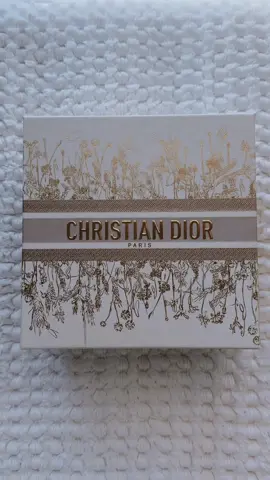 Dior boxes are so beautiful 🤩 #dior 