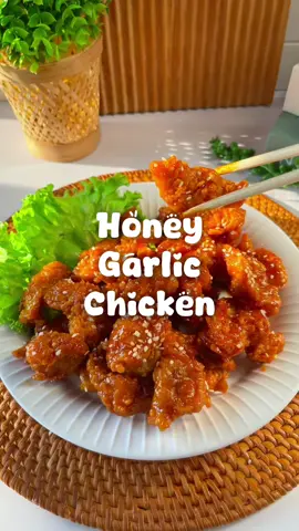 Membalas @Yhuli kalo kata akumah, madu sama ayam tuh udah jodoh bangeet. Hari ini aku bikin honey garlic chicken. Coba tebak kalo beli diresto harga berapa ? #maduenak #maduasli #resep #reseptiktok #resepsimple #resepmasakan #honeygarlicchicken 