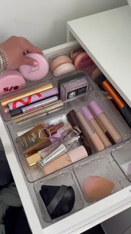 desk ✨refresh✨ #asmr #deskrefresh #cleaning #asmrcleaning #cleaningasmr