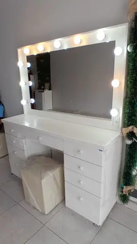 A CORINA PLANEJADOS tem várias CAMARINS em promoção! Produtos À PARTIR DE R$499,99! Peça a sua através do WhatsApp: (61) 9 9297-6166 ou  (61) 9 8552-8783 ou pelo Instagram: @corinaplanejados_ ✅ 100% MDF ✅ FRETE GRÁTIS P/ BRASÍLIA-DF ✅ MONTAGEM GRÁTIS ✅ PAGAMENTO SOMENTE NA ENTREGA . . . #Brasil #pov #moveisplanejados #fy #penteadeira #camarim #decoracao #espelhocamarim #BRASILIA 