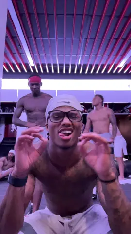 HEYYYYYY 🥳🥳 @Emmanuel Henderson 🤩 @dbured11 #gghollywood 
