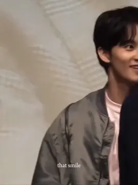 smile n laugh  #mark #marklee #fyp 