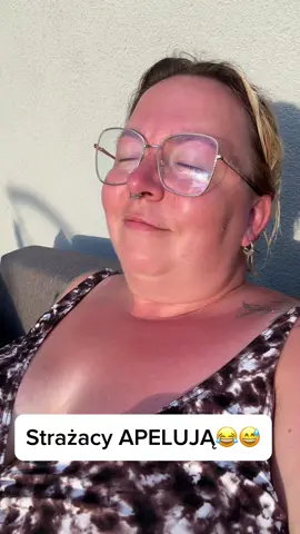Wyszłam z basenu to wygrzać sie trzeba🤣🤣