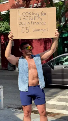 Looking 👀…?  Get on SCRUFF! 🐾@TheGay Gaston 