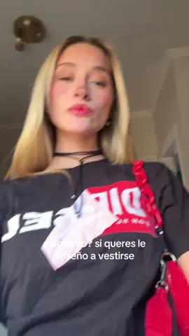 y que ella me enseñe a planchar la remera por dios
