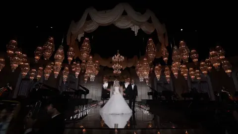 Her majestic entry brought tears to everyone's eyes ✨️! #lebaneseweddings #bridalentrance #brideentry #fatherdaughter #bride #wedding #viral #orchestra #emotional #royal #foryoupage #fyp  #fup #fu #trending 