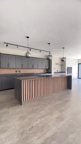 STUNNER! STUNNER! STUNNER! 4 🛌 3 🛁 3 🚘 1 🏊‍♀️ 💰 R5 960 000 📍 Midstream Heights Follow @poshpropertiessa Follow @poshpropertiessa Follow @poshpropertiessa #dreamhouses #picoftheday #modernhomes #millionairehomes #beautifulhouse #housedesign #law real estate #immoafrica #residentialdesign #southafricandesign #realestatephotography #mzansi #luxuryhomesjohannesburg #housebeautiful #modernhome #mzansicribs #luxuryrealestate #moderndesign #southafricanstyle #beautifulhome #southafrica #architecture #realestatesouthafrica #luxurylifestyle