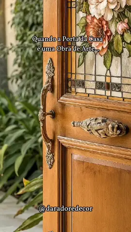 Porta de Madeira com Vitral. @Dara Dorê Decor  Um Sonho...Portas de Madeira. *Imagens Geradas com Inteligência Artificial* Porta da casa porta de entrada principal porta da frente porta de madeira porta vintage e elegante Decoração da casa Arquitetura residencial design de interiores casa interior design inspiração de Decoração home aesthetic ideas Decoração Vintage para Casa #portadecasa  #decoraçãodacasa  #designdeinteriores  #interiordesign  #portademadeira  #portadeentrada   #foryou  #foryoupage  #viral 