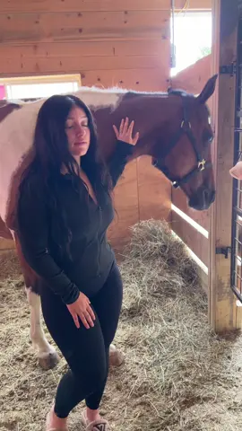 If you dont have treats shes not your friend @lanacattt 