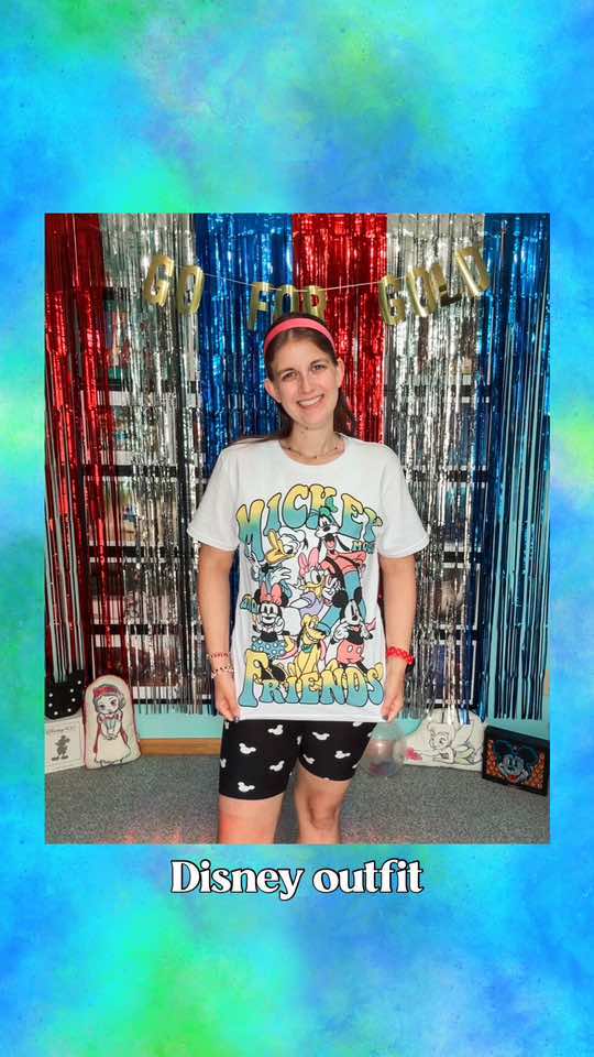 Everyday outfit with a touch of Mickey and friends style—perfect for summer! ☀️✨ Follow for more magical Disney-inspired looks and fashion! #DisneyStyle #MickeyAndFriends #SummerOutfit #disneyootd 