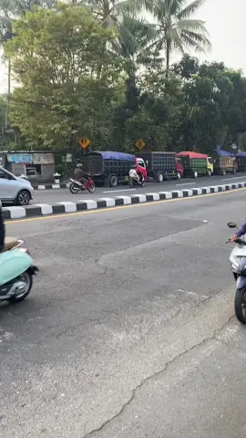 #trukdumppasir #trukmaterialmerapi #trukdumpmerapi #dynadutromaniaindonesia 