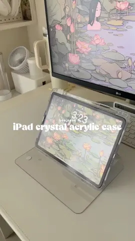 Can’t get enough of this crystal clear iPad case! ♡  This is one of my favorite cases so far! 😍✨ #clearcase #ipadcase #aesthetic #ipadpro #transparentcase