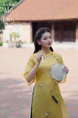 Áo dài cách tân hoạ tiết thêu hoa lụa tơ óng hai lớp 💛 #econice #aodaicachtan #aodaitheuhoa #aodai 