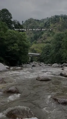 Pyaar ko pyar mila❤️ #foryou #foryoupage #viral #viraltiktok #viralvideos #trending #trendingsong #contentcreator #videoshoot #feelit #relatable #sadsong #oldisgold #oldsongsbollywood #creator #lines #lyrics_songs #songlyrics 