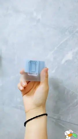 Do you have nowhere to put the mop at home? Try this mop holder. #Mop clamp #No-punch mop rack #Mop hook #Mop clamp #No-punch