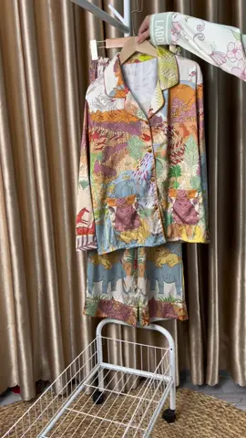 Em lên mẫu 2 túi mới ạ #ngochan #doboxinh #dongucaocap 