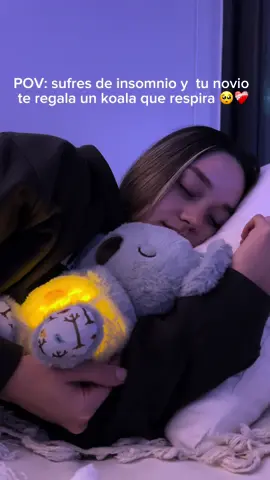 Solo así puedo dormir sin él🥺 #fyp #foryou #foryoupage #parejasgoals #chile #insomnio #ansiedad 