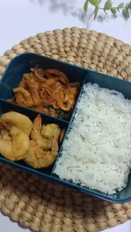 menu bekal hari ini ✨😍 #bekalsuami #bekalanak #bekalsimple #bekalanaksekolah #eatkit #kotakbekal #menusimple 