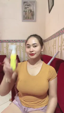 Jangan sampe mama keling keling , ndang co lotionku‼️🥰