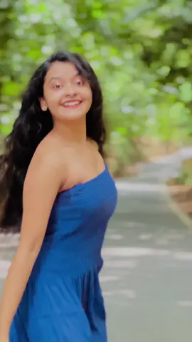 ආඩම්බරී...🕊💙 . . . . . #samadhirathnayake #adambari #fyp #kandy #dancinggirl #followers #follow #newsong #singalasong #nature #tiktok #tiktoksrilanka #blue 