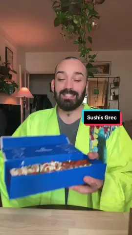 Quand le Japon et la Grèce se rencontrent ! CA ME PLAIT #sushi #grecee🇬🇷 #japan #japon #test #food 