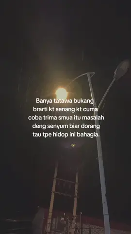 trima dg senyum😊#manado #tiktokmanado #mndopnya #katakatamanado #lewatberanda #storywa #zyxcba #berandamanado #manadopunya #fypmanado 