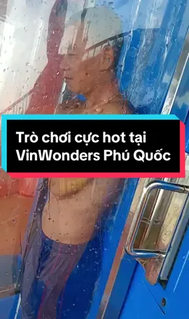 Trò chơi trong lồng kính hot nhất tại VinWonders Phú Quốc #vcreator #Vinwonders #Wondersummer #2m6ujut #xuhuong 