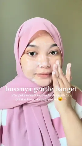 pemilik kulit acneprone wajib cobain facial wash yang busanya gentle & bisa nge-deep cleanse kaya ini😭👍🏻 #facialwash #skincaretips #gentlefacewash 