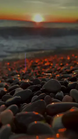 🥺🤍 .  .  #dontunderreviewmyvideo #onemillionaudition #onebillionaudition #repostrequest #kainat_asthetic #fypシ゚viral #fypviral #fyp #fyppppppppppppppppppppppp #viral_video #trendingsound #songlyrics #viralsong #song #trendingsong #trending 